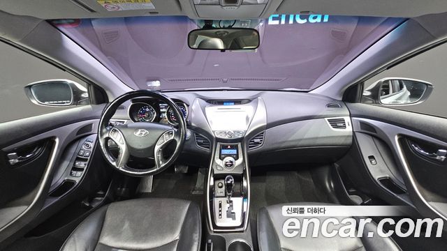 Hyundai AVANTE 2013 — photo 7