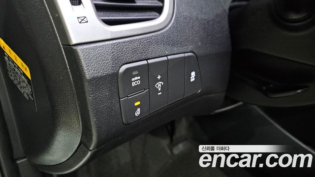 Hyundai AVANTE 2013 — photo 14
