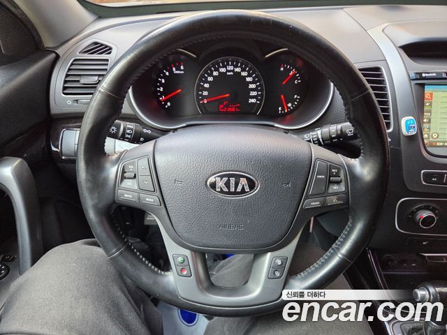 Kia Sorento 2013 — photo 12