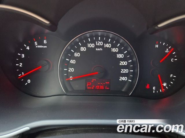 Kia Sorento 2013 — photo 13