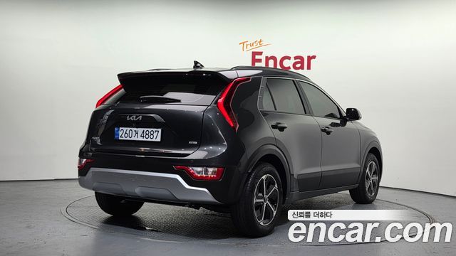 Kia Niro 2025 — photo 2