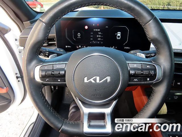 Kia K5 2024 — photo 8