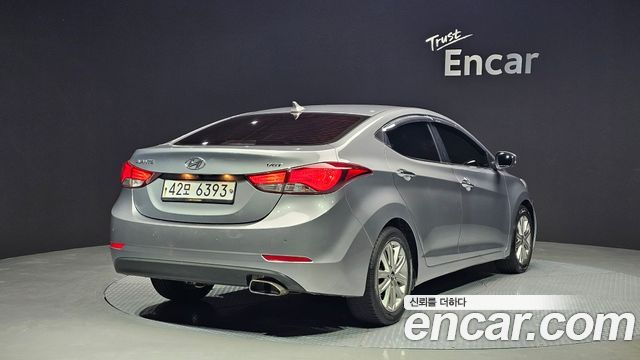 Hyundai AVANTE 2015 — photo 2