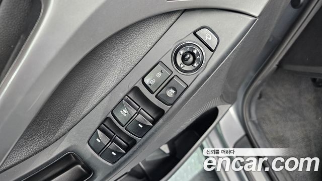 Hyundai AVANTE 2015 — photo 12