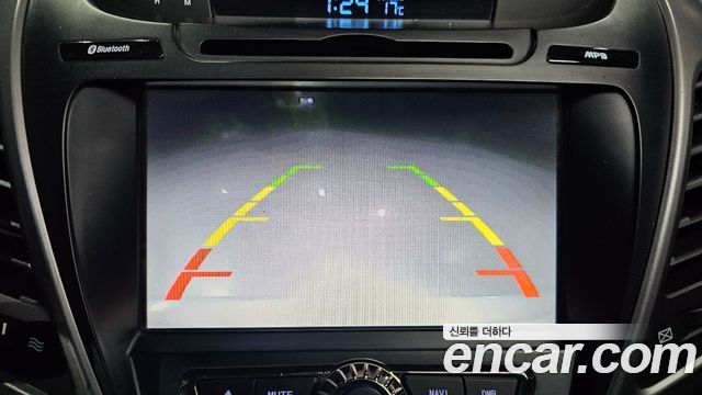 Hyundai AVANTE 2015 — photo 17