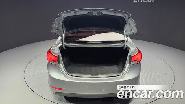 Hyundai AVANTE 2015 — photo 20