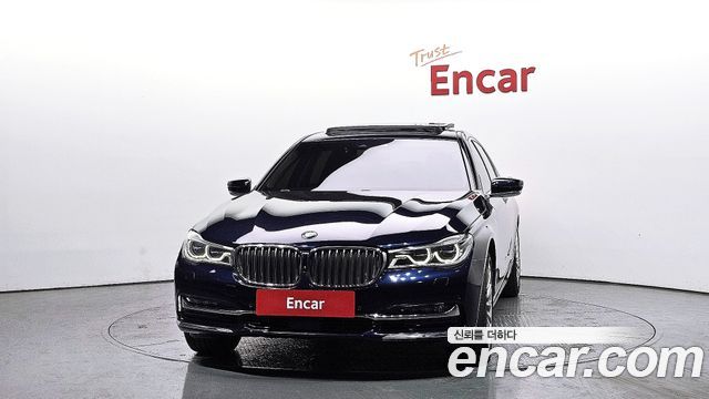 BMW 7-Series 2016 — photo 3