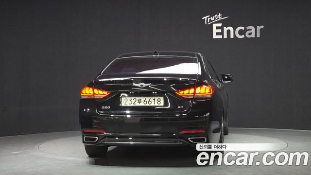 Genesis G80 2017 — photo 4