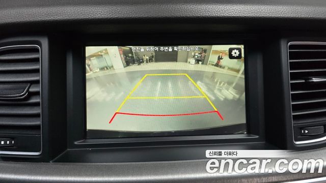 Genesis G80 2017 — photo 15