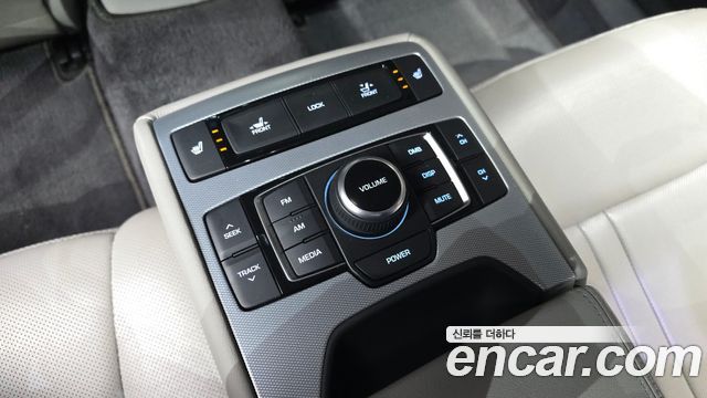 Genesis G80 2017 — photo 19