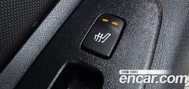 Hyundai AVANTE 2022 — photo 17