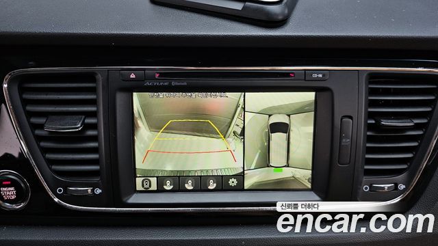 Kia Canival 2016 — photo 15