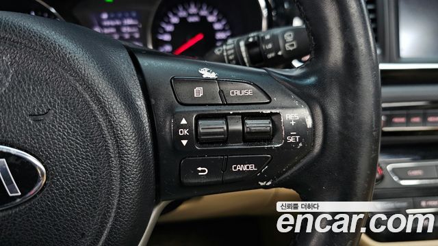 Kia Canival 2016 — photo 16