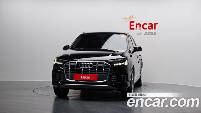 Audi Q7 2022 — photo 3