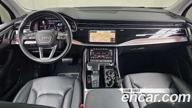 Audi Q7 2022 — photo 7
