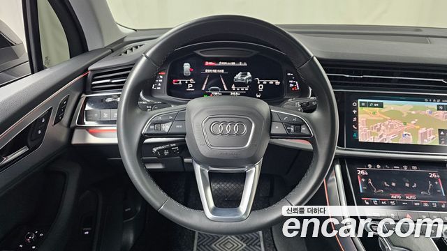 Audi Q7 2022 — photo 13