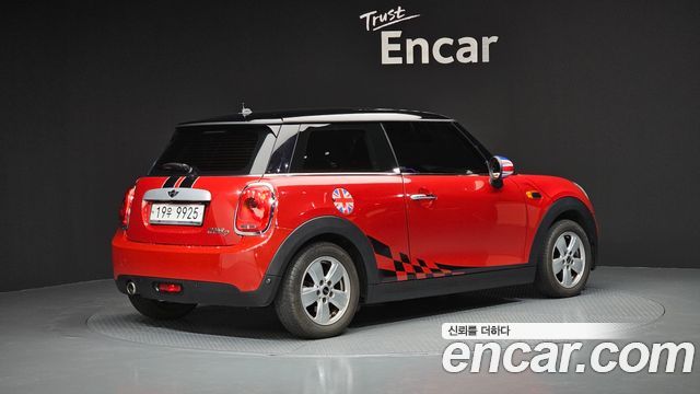 Mini Cooper 2015 — photo 2