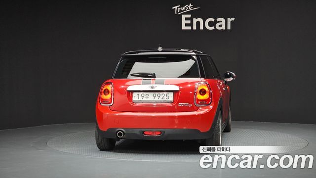Mini Cooper 2015 — photo 4