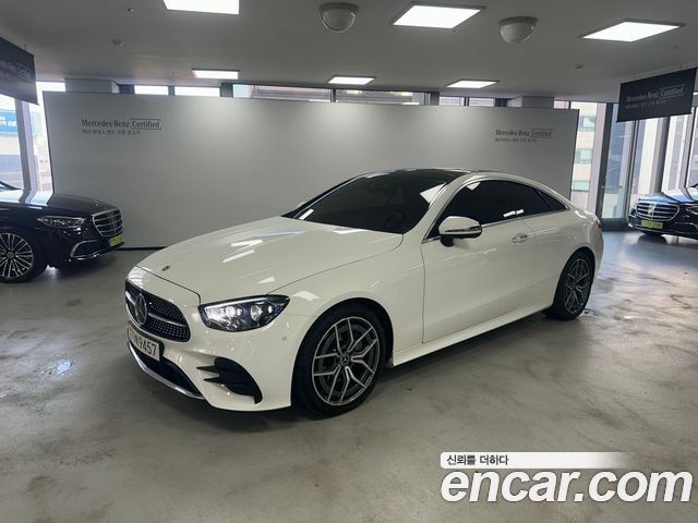 Mercedes-Benz E-Class 2023 — photo 1
