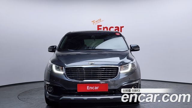 Kia Canival 2017 — photo 3
