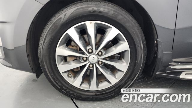 Kia Canival 2017 — photo 5