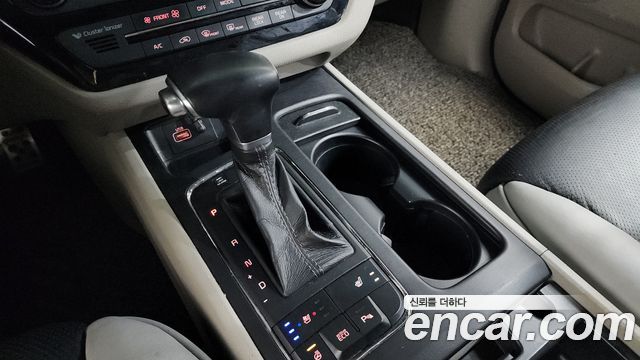 Kia Canival 2017 — photo 9