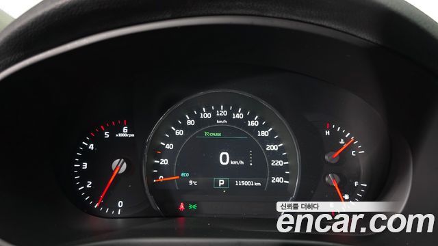 Kia Sorento 2016 — photo 8