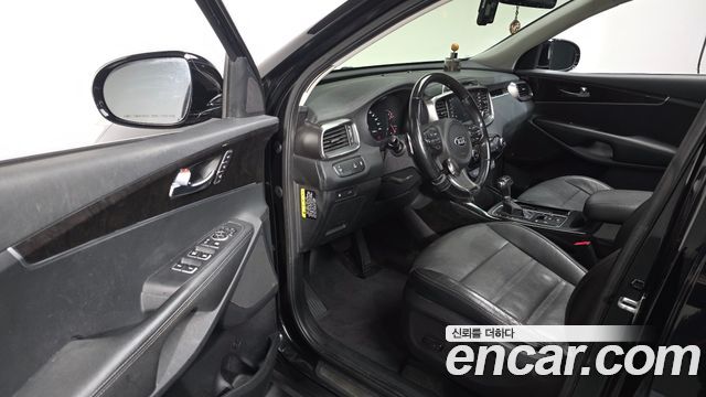 Kia Sorento 2016 — photo 11