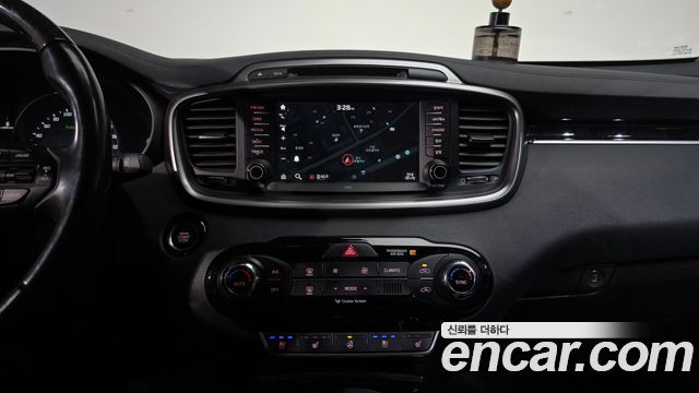 Kia Sorento 2016 — photo 15