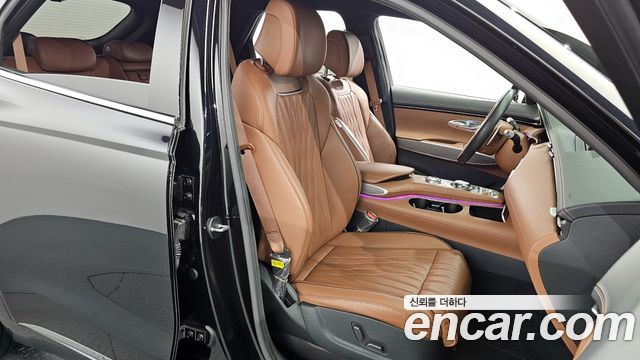 Genesis GV70 2022 — photo 12