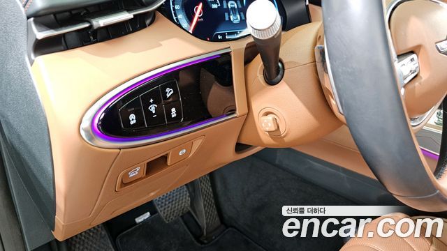 Genesis GV70 2022 — photo 15