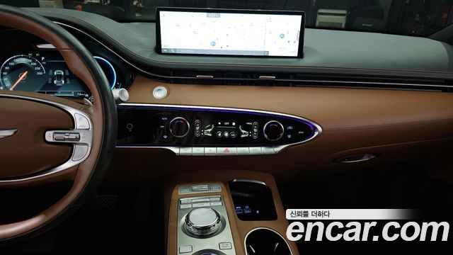 Genesis GV70 2022 — photo 20