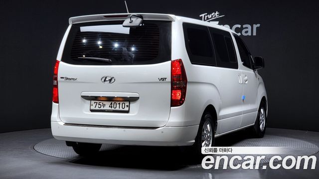 Hyundai Starex 2018 — photo 2