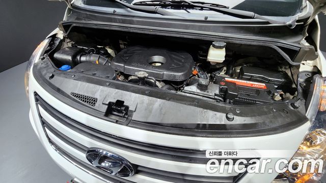 Hyundai Starex 2018 — photo 6