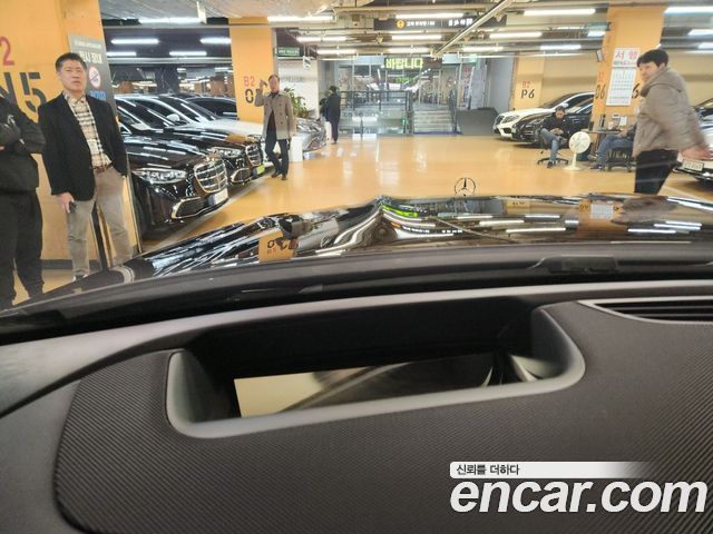Mercedes-Benz GLS-Class 2024 — photo 14
