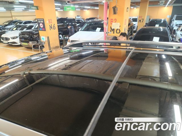 Mercedes-Benz GLS-Class 2024 — photo 20