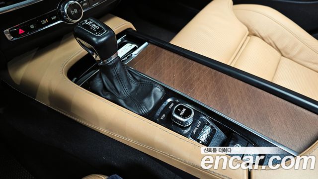 Volvo S90 2017 — photo 9