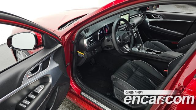 Genesis G70 2019 — photo 11