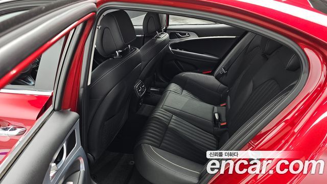 Genesis G70 2019 — photo 12