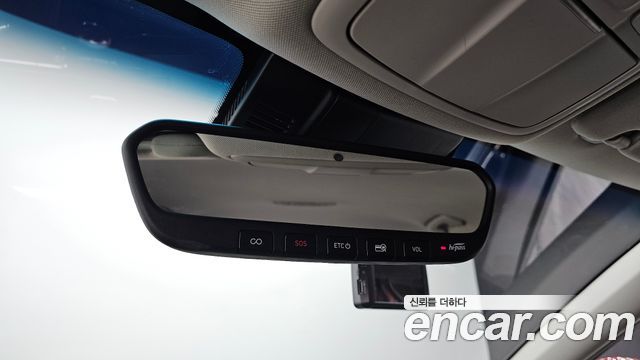 Genesis G70 2019 — photo 16
