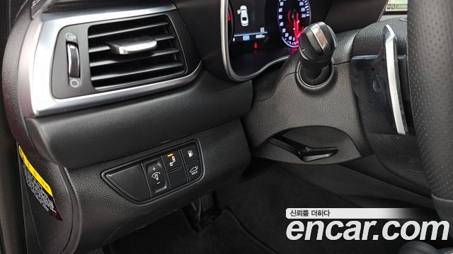 Genesis G70 2019 — photo 17