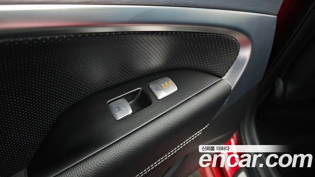 Genesis G70 2019 — photo 19