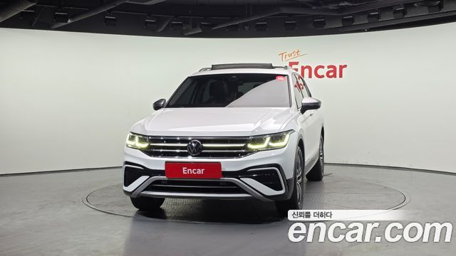 Volkswagen Tiguan 2022 — photo 3