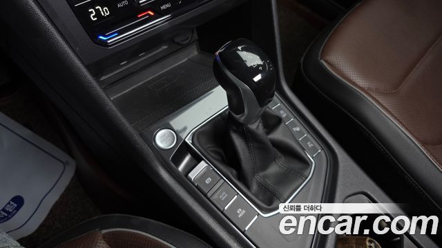 Volkswagen Tiguan 2022 — photo 9