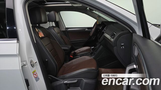 Volkswagen Tiguan 2022 — photo 11