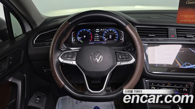 Volkswagen Tiguan 2022 — photo 13