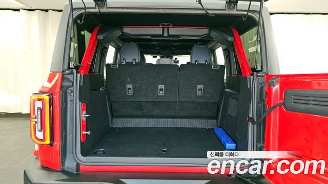 Ford Bronco 2022 — photo 20