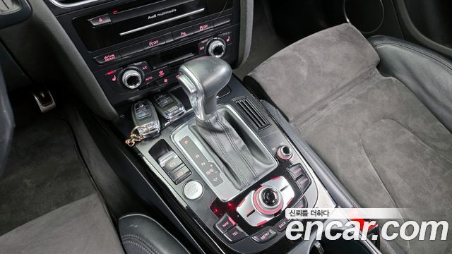 Audi A4 2016 — photo 9