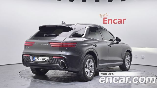 Genesis GV70 2023 — photo 2