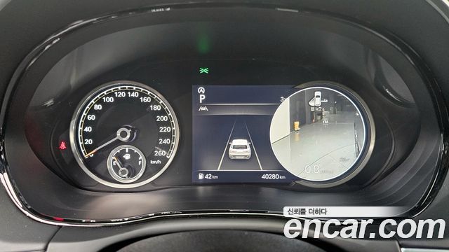 Genesis GV70 2023 — photo 8